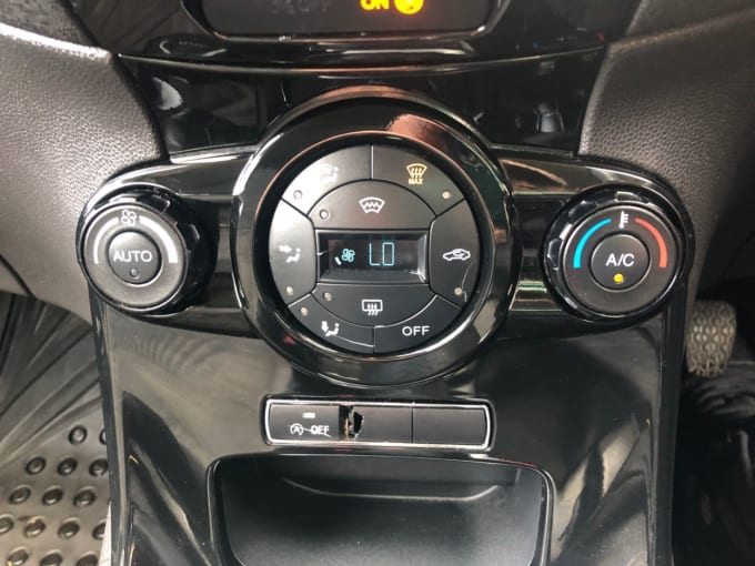 2025 Ford Fiesta