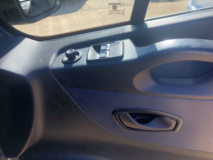 2015 Vauxhall Vivaro