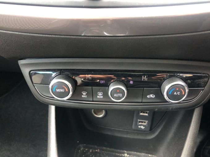 2025 Vauxhall Crossland X