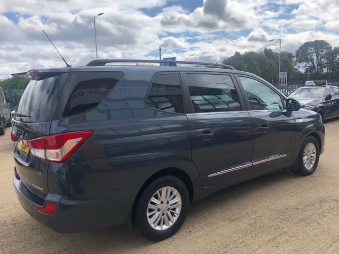2025 Ssangyong Turismo