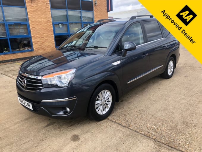 2025 Ssangyong Turismo