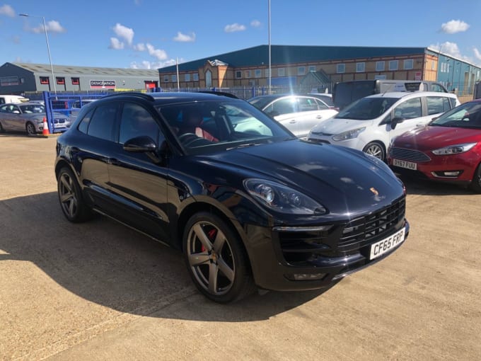 2015 Porsche Macan