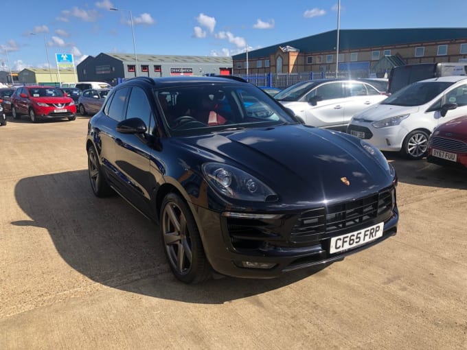 2015 Porsche Macan