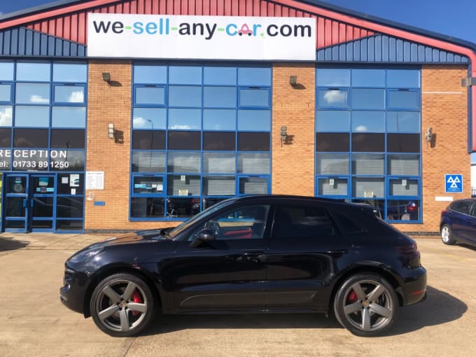 2015 Porsche Macan