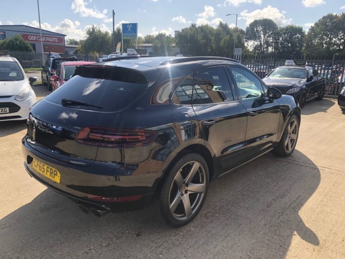 2015 Porsche Macan