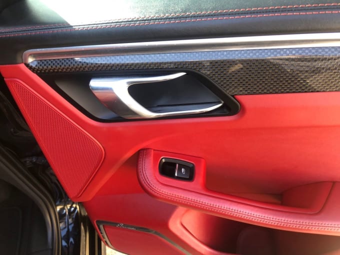 2015 Porsche Macan