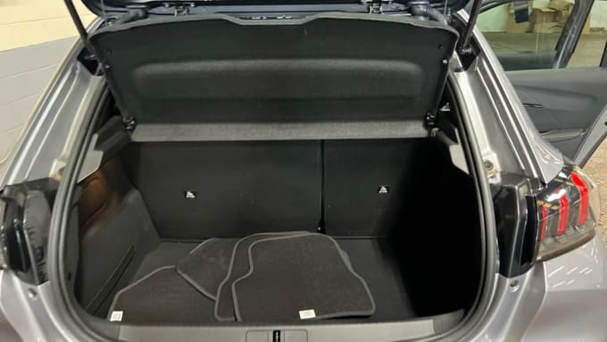 2022 Peugeot 208