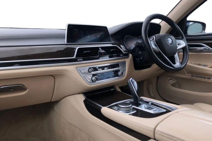 2016 BMW 7 Series