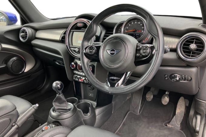 2020 Mini Convertible