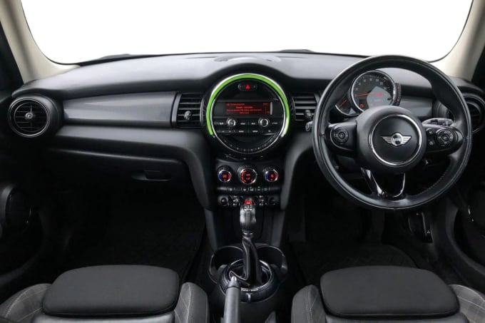 2016 Mini Hatch