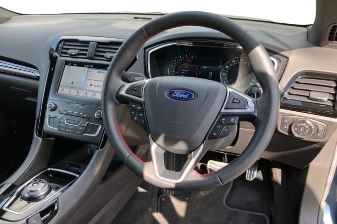 2019 Ford Mondeo