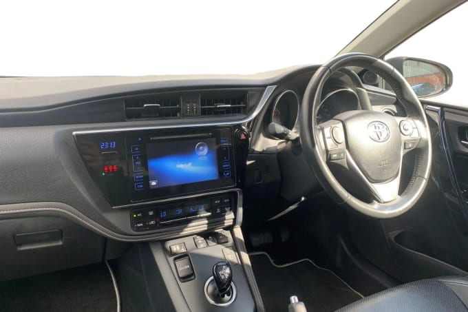 2018 Toyota Auris