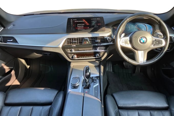 2018 BMW 5 Series