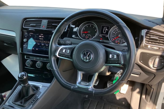 2018 Volkswagen Golf