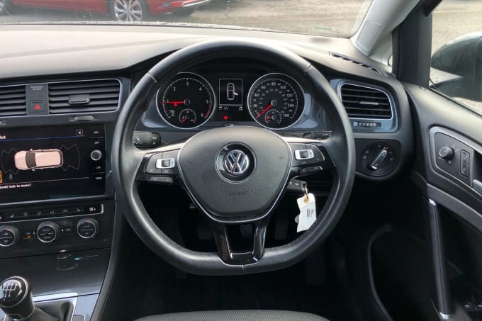 2019 Volkswagen Golf