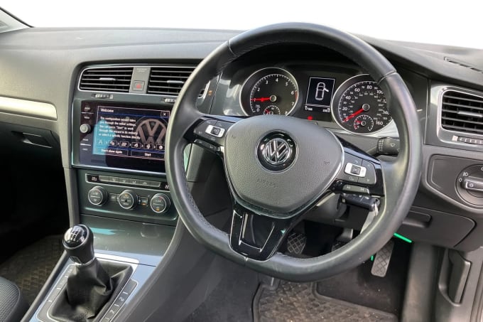 2017 Volkswagen Golf