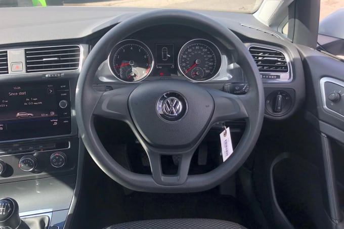 2017 Volkswagen Golf