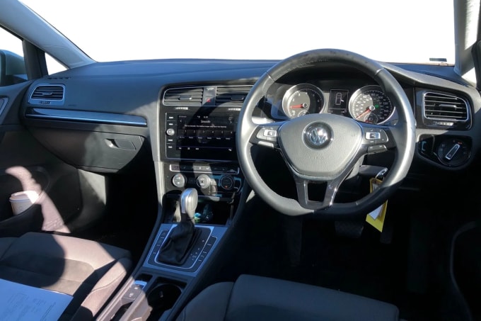 2019 Volkswagen Golf