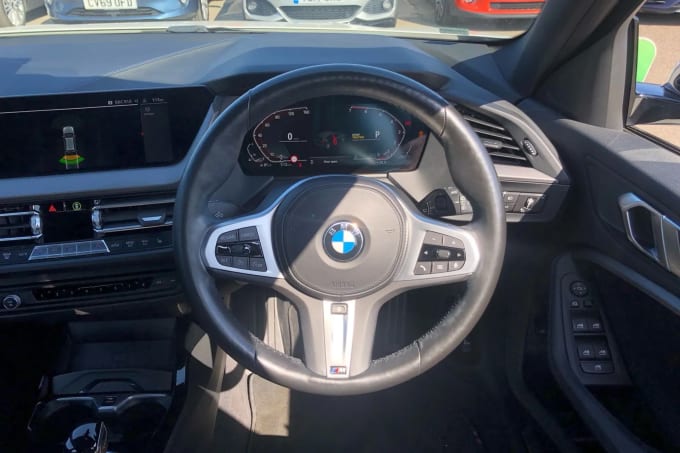 2022 BMW 1 Series