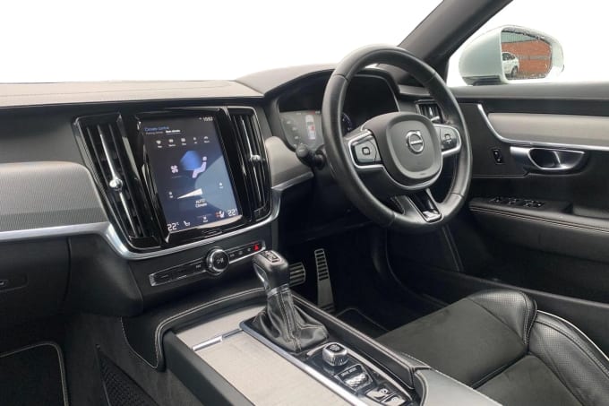 2019 Volvo V90