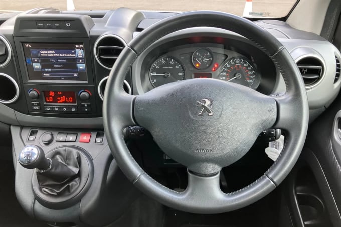 2018 Peugeot Partner Tepee