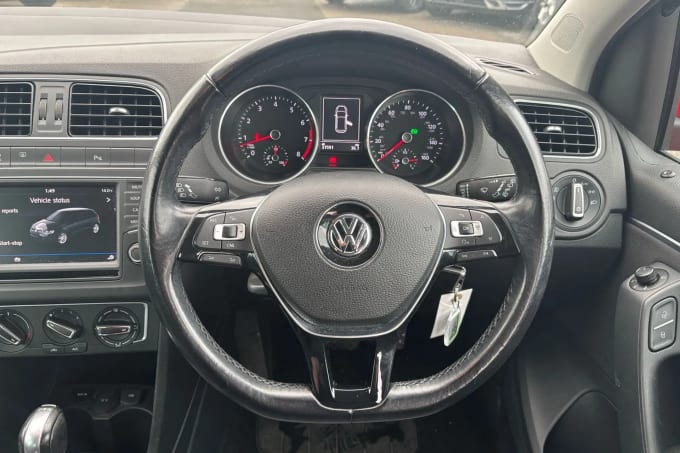 2017 Volkswagen Polo