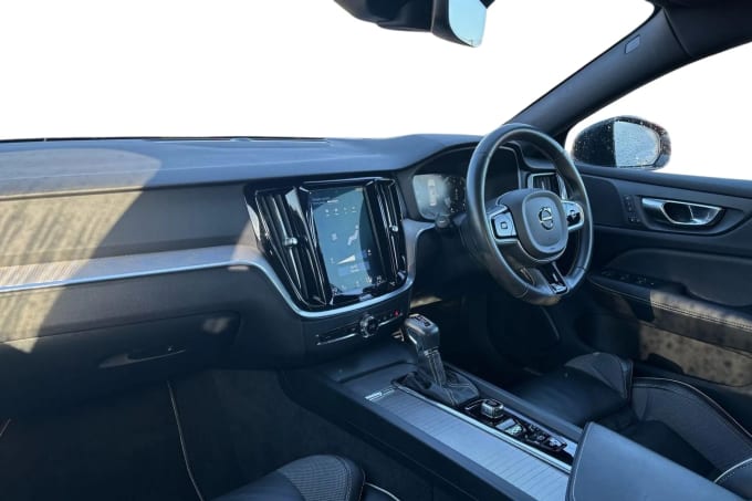 2020 Volvo S60