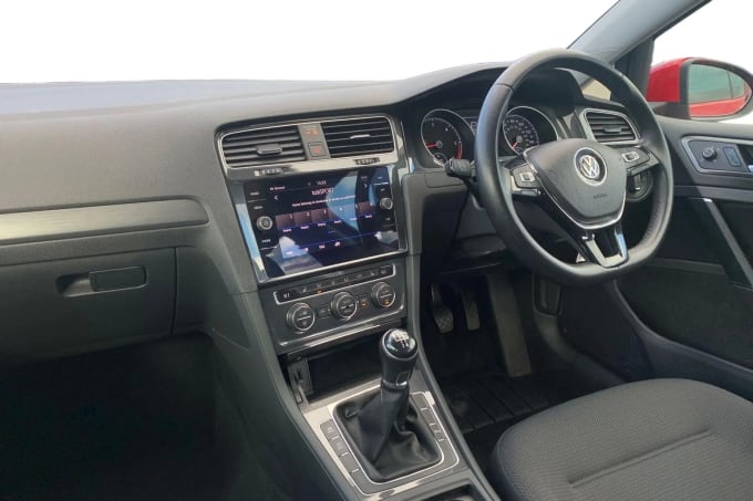 2019 Volkswagen Golf