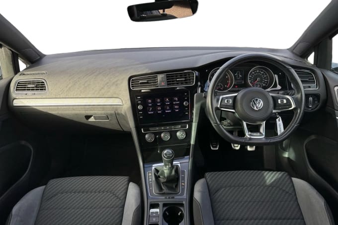 2018 Volkswagen Golf