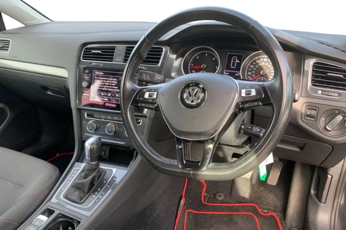 2017 Volkswagen Golf