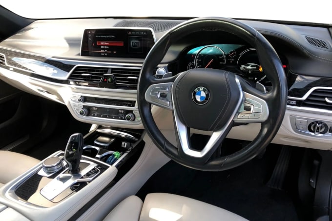 2017 BMW 7 Series