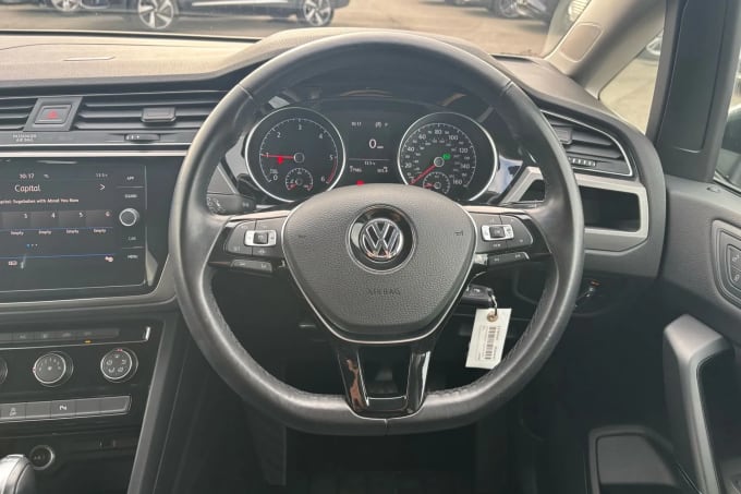 2019 Volkswagen Touran