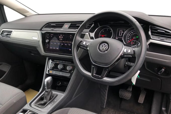 2018 Volkswagen Touran