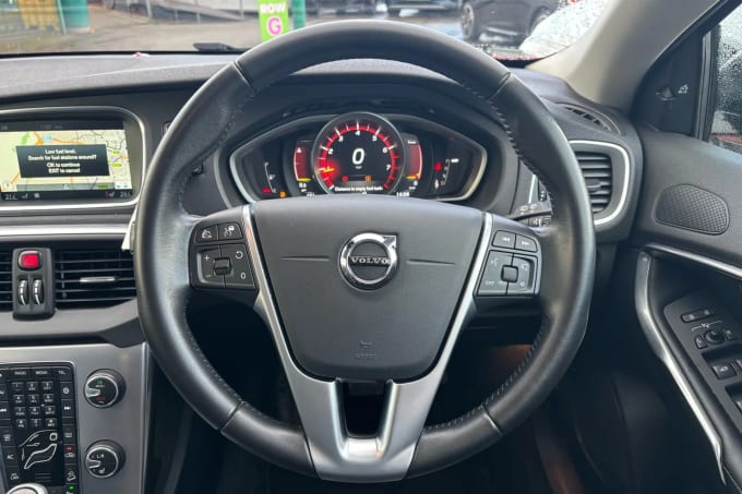 2016 Volvo V40