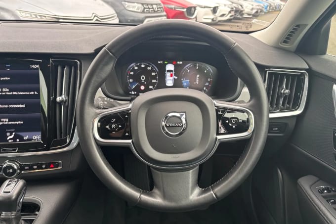 2020 Volvo S90