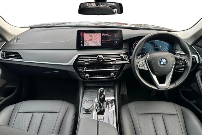 2022 BMW 5 Series