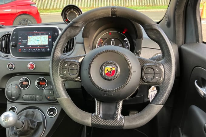 2021 Abarth 595