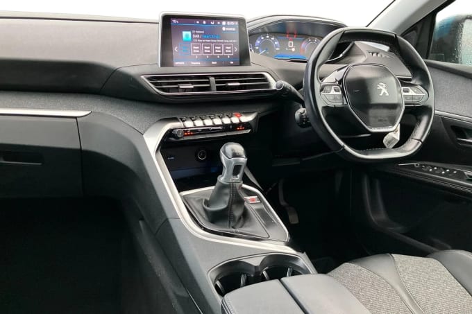 2019 Peugeot 5008