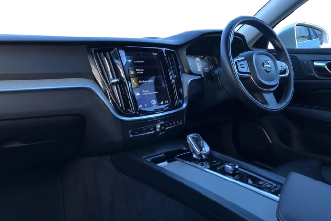 2021 Volvo V60