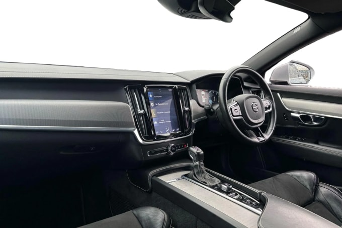 2019 Volvo V90