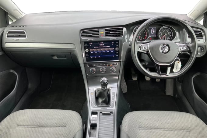 2018 Volkswagen Golf