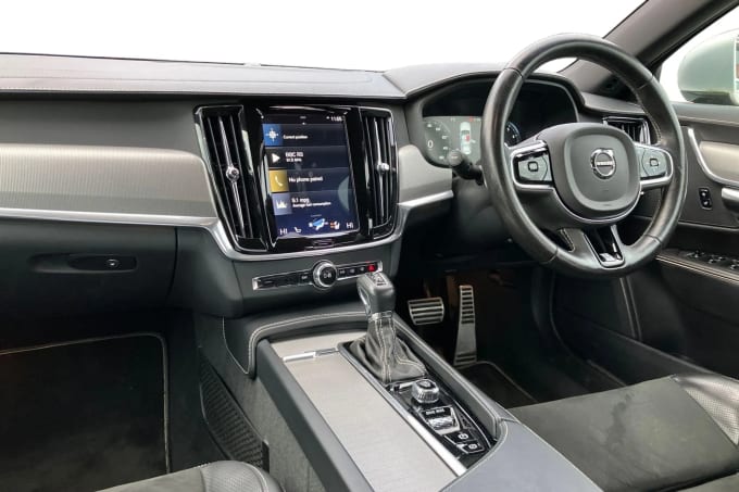 2019 Volvo S90