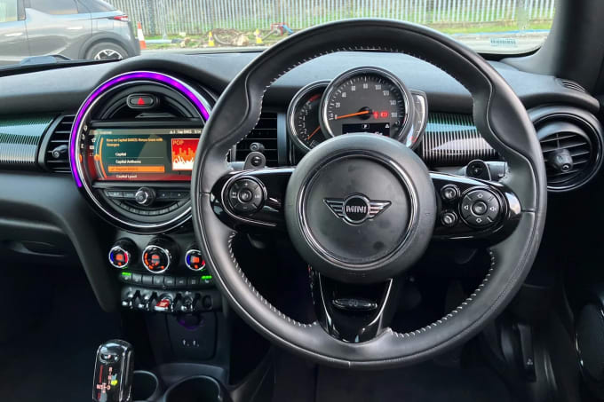 2019 Mini Hatch