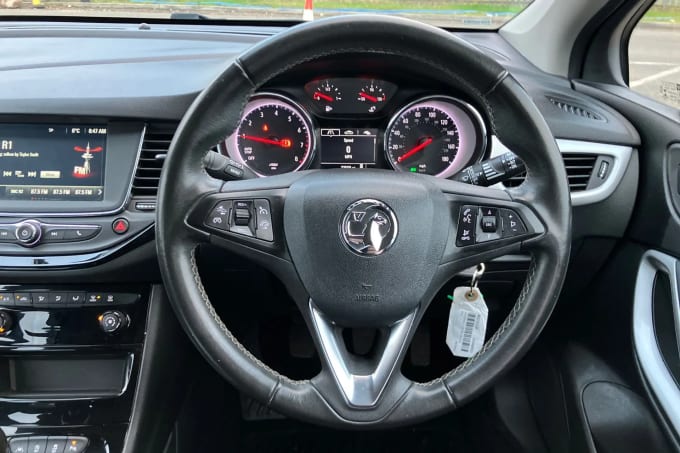 2020 Vauxhall Astra