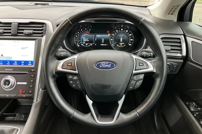 2019 Ford Mondeo