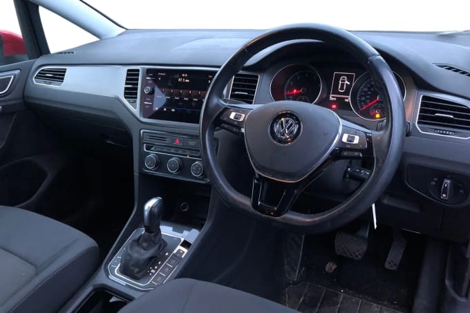 2019 Volkswagen Golf Sv