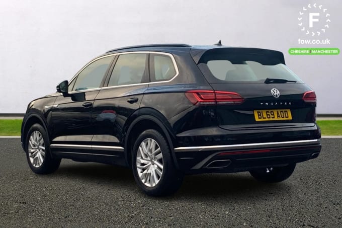 2019 Volkswagen Touareg