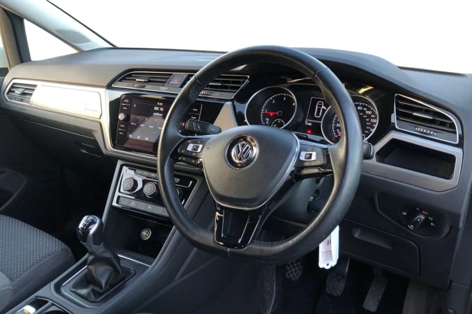 2020 Volkswagen Touran