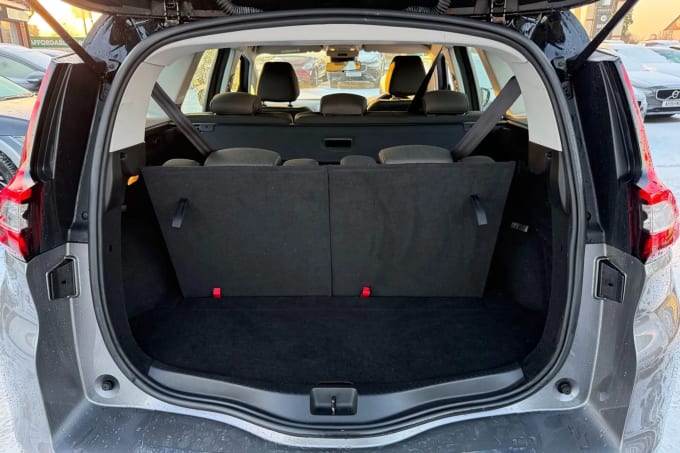 2019 Renault Grand Scenic