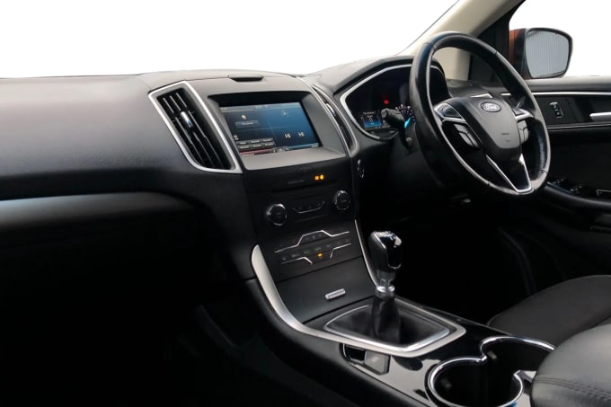 2016 Ford Edge